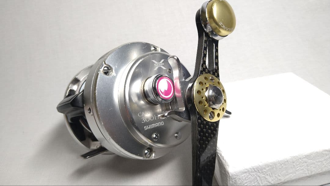 ☆シマノ オシアカルカッ300HG スタジオオーシャンマーク　 カーボンハンドル