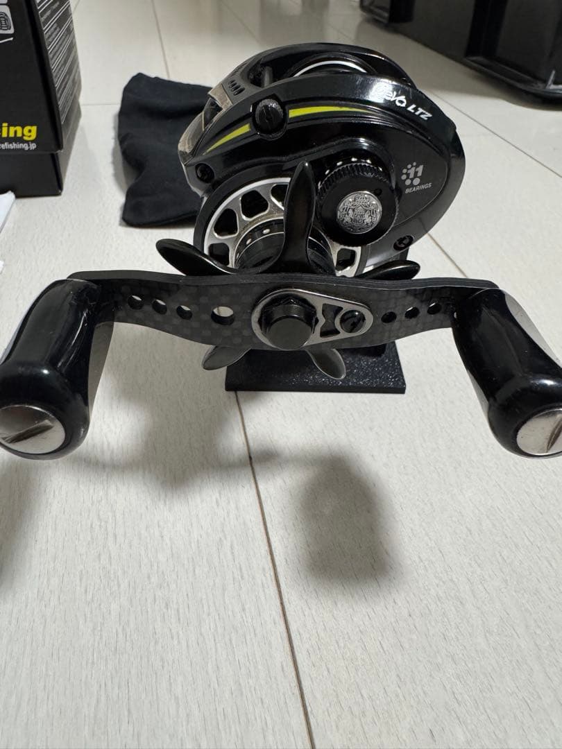 Abu Garcia ambassadeur LTZ AE74 レフトハンドル