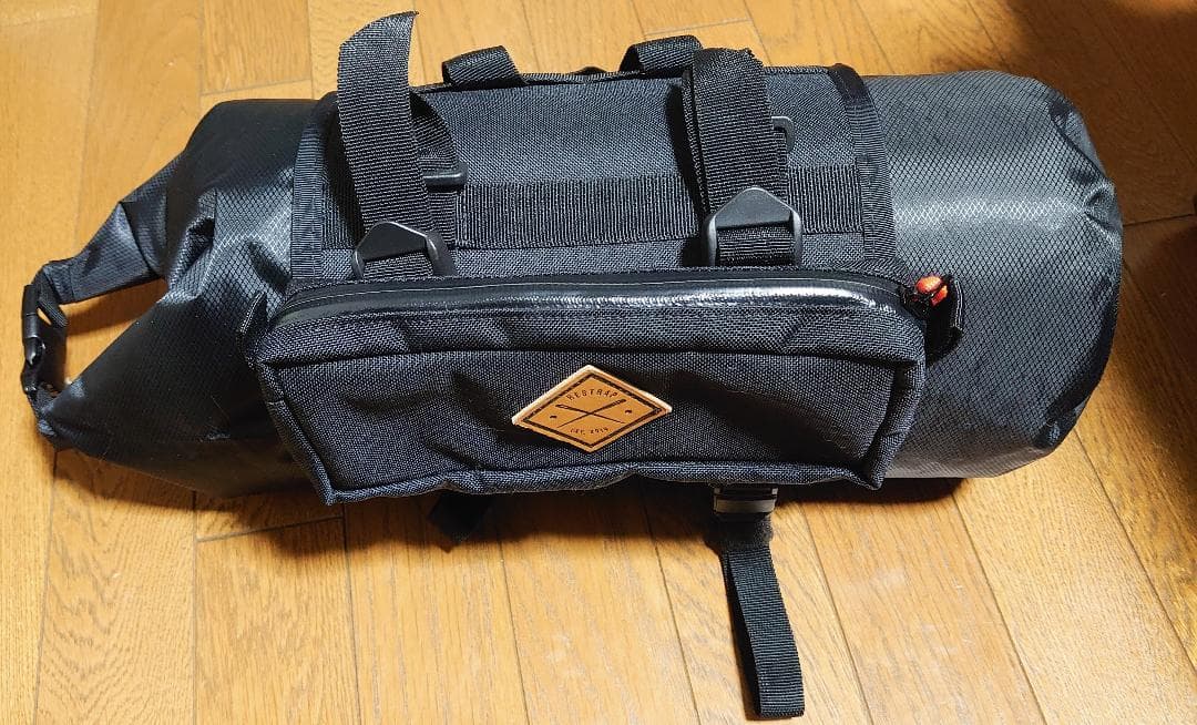 リストラップ　バーバッグホルスター＋ドライバッグ（未使用品）