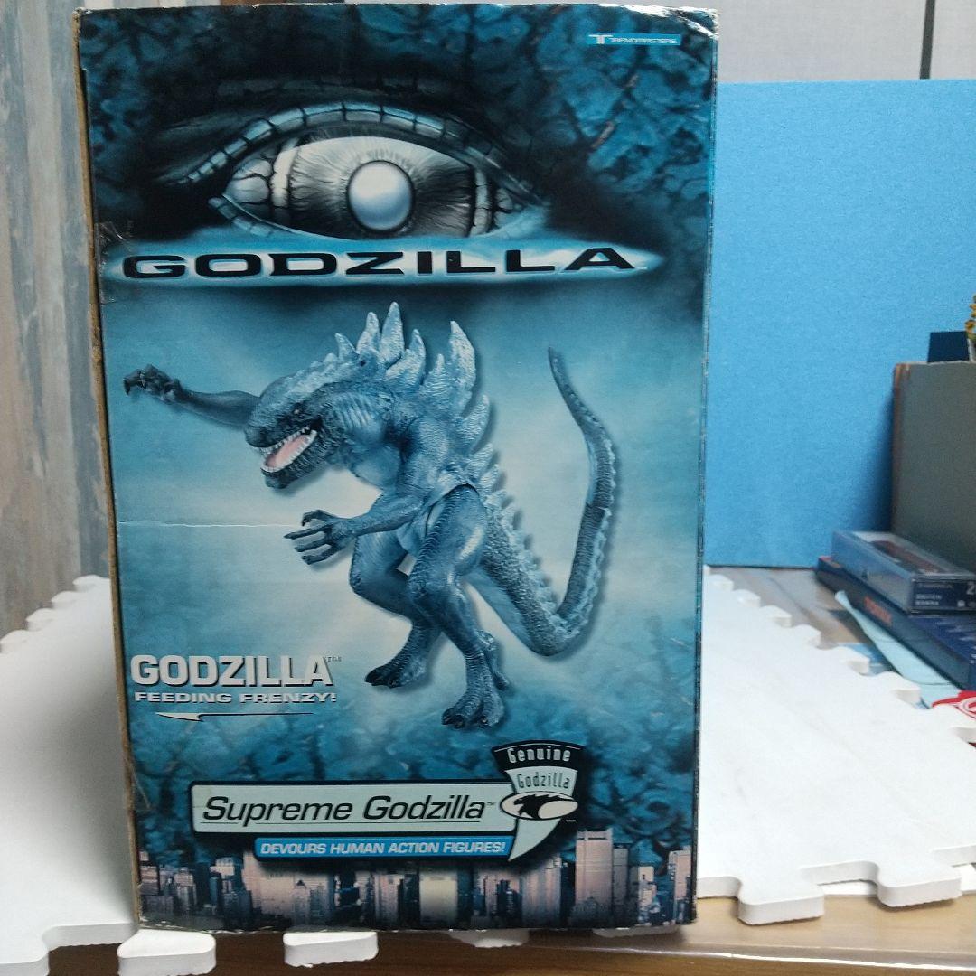 Supreme Godzilla フィギュア