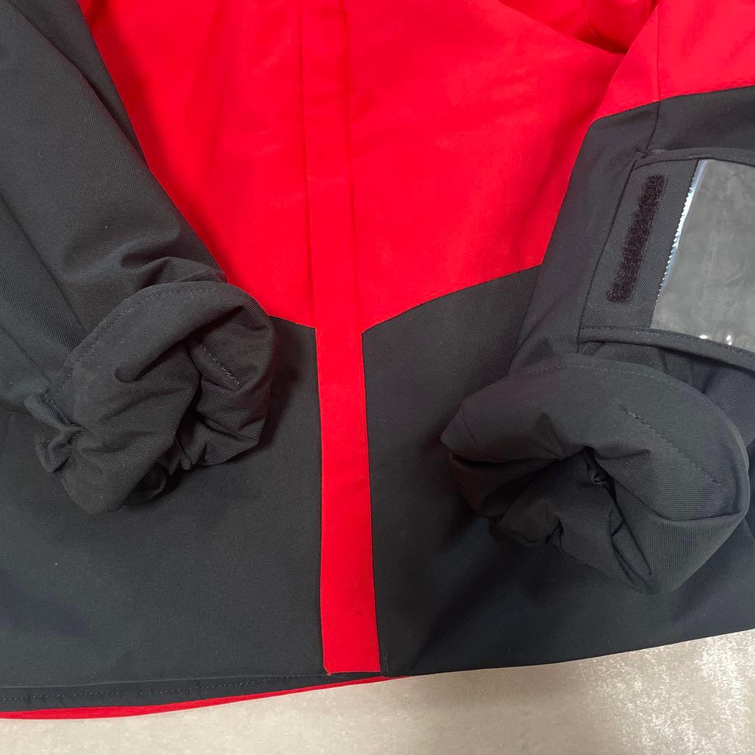 デサント　DESCENTE ロゴ　スノージャケット　スキー　ウィンタースポーツ