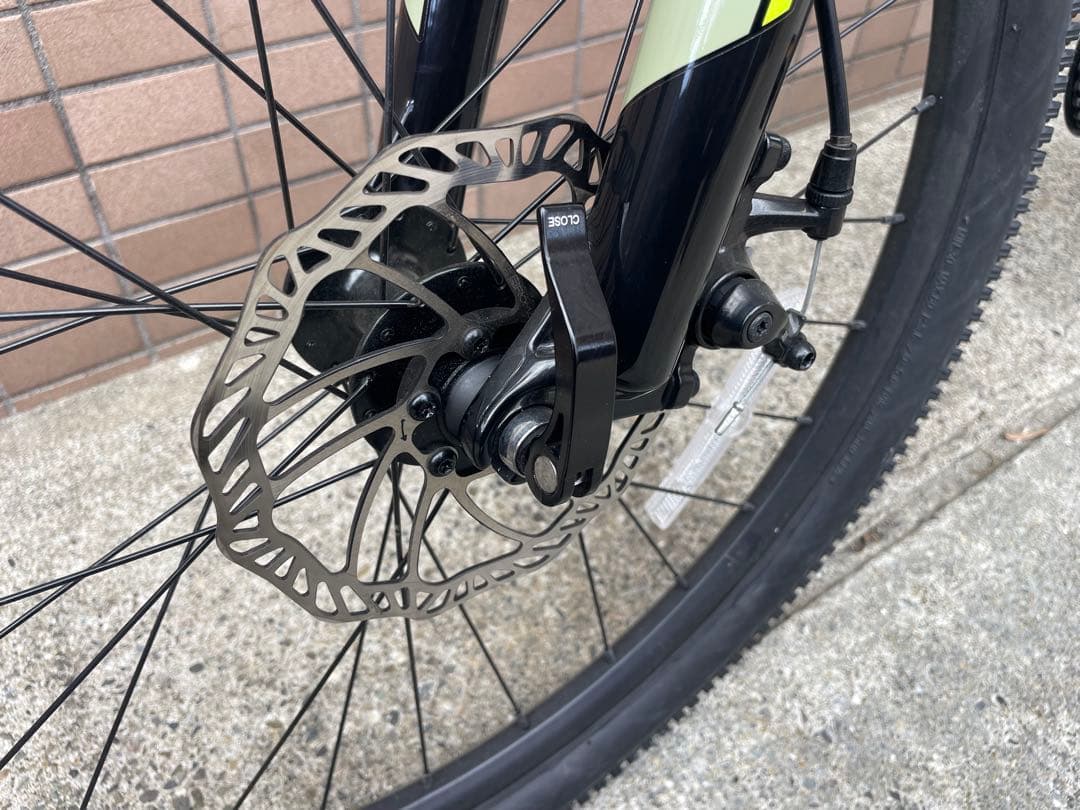 GT 24インチ マウンテンバイク GT Stomper Ace 24