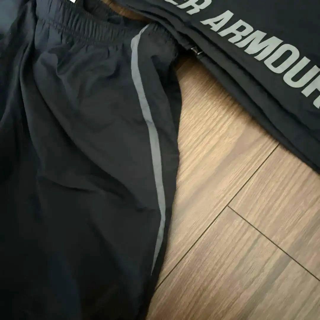 Under Armour ブラックジャージ上下セット