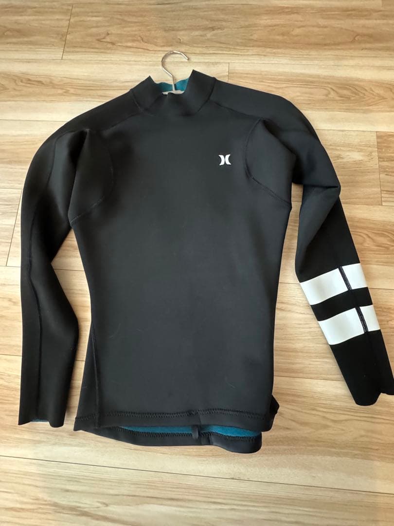 Hurley ブラック 長袖 タッパー メンズMLサイズ