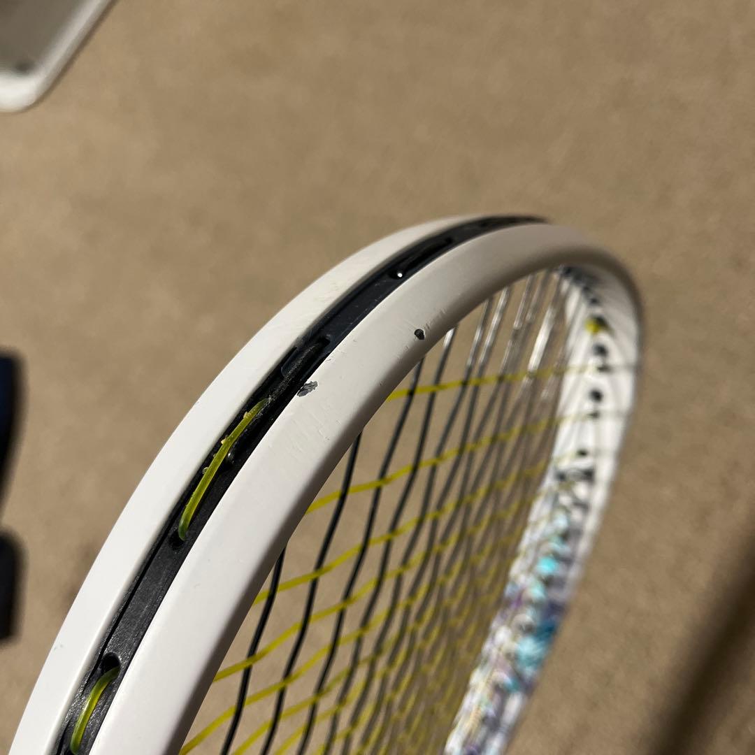 YONEX ボルトレイジ5s 人気のホワイト