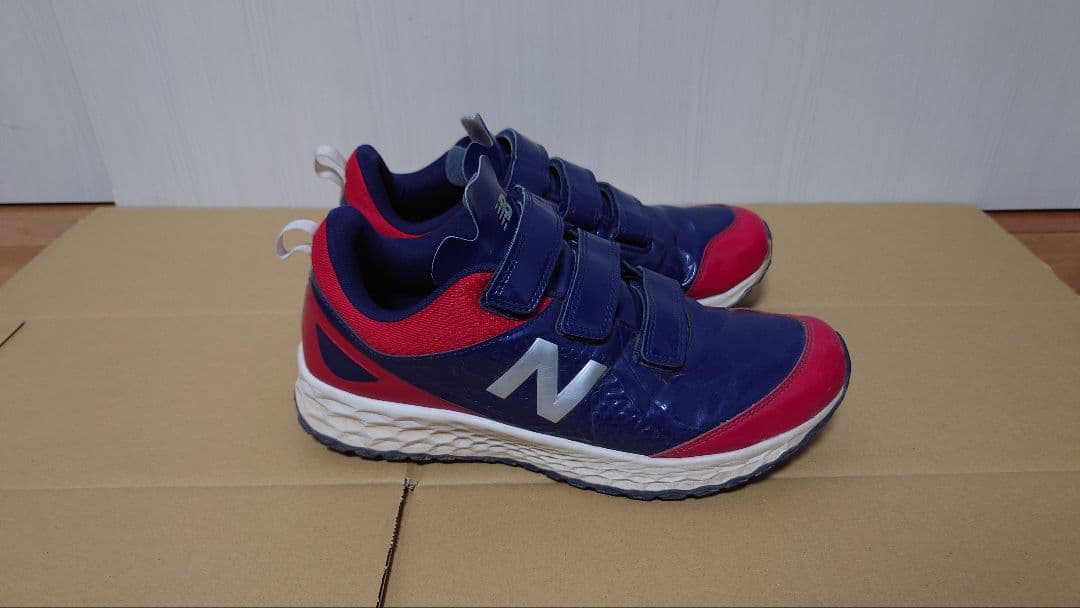 New Balance トレーニングシューズ ネイビー/レッド