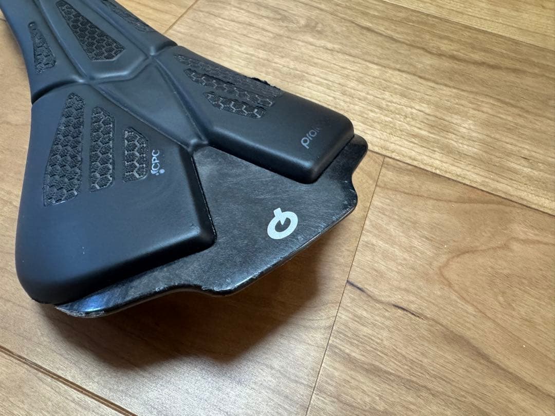 prologo SCRATCH M5 CPC NACK サドル カーボン