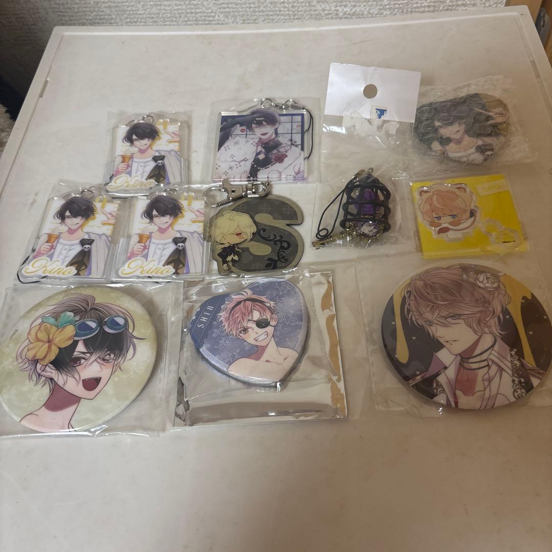 DIABOLIKLOVERSグッズ40点以上セット売り新品未使用です！