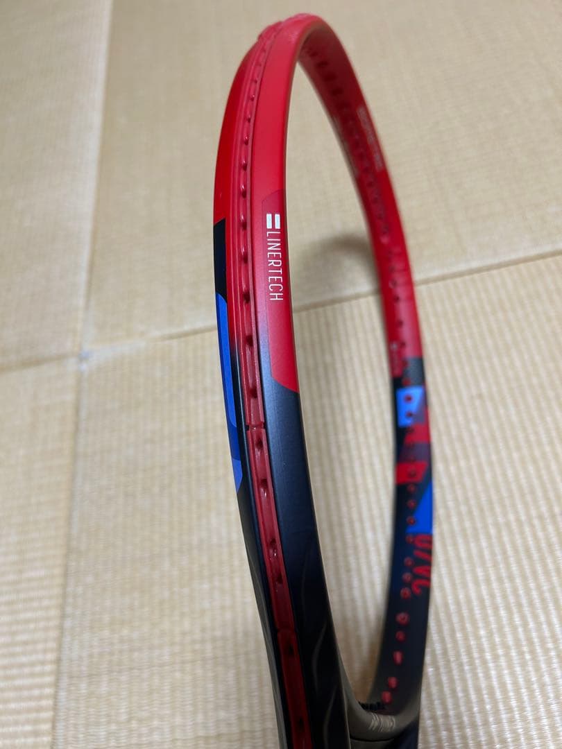割引　ヨネックス テニスラケットブイコア 100 グリップ2