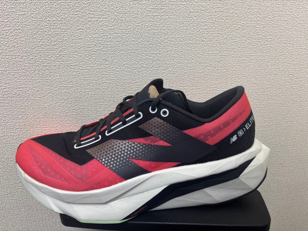 スパイク・シューズ New Balance FuelCell Elite V4 28.0cm