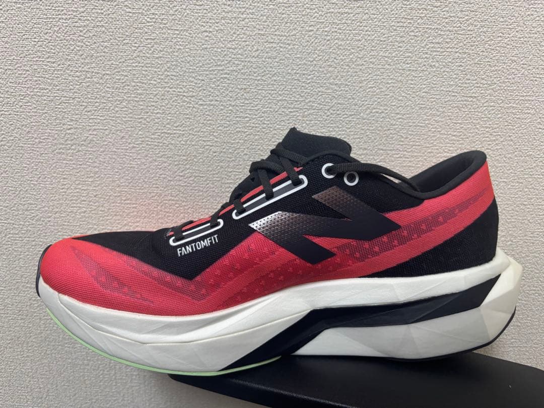 スパイク・シューズ New Balance FuelCell Elite V4 28.0cm