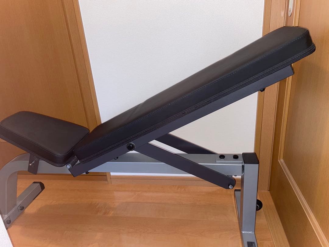 Bodysolid ディソリッド　インクラインベンチ