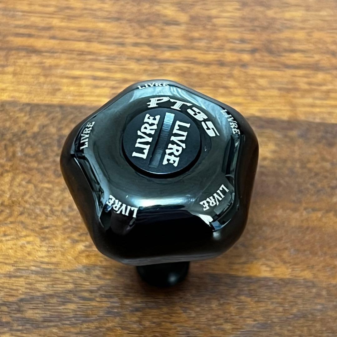 超美品　リブレ×ブラックライオン　限定PT35 ダイワS シマノA チタン　①
