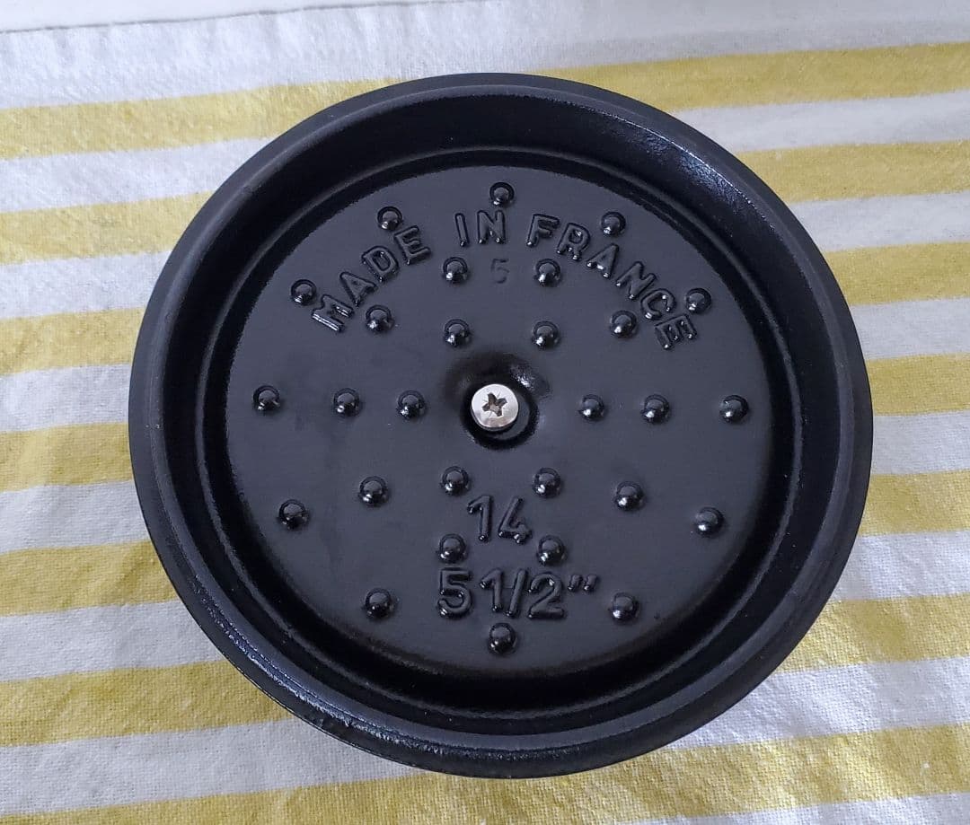 STAUB　鍋　14cm