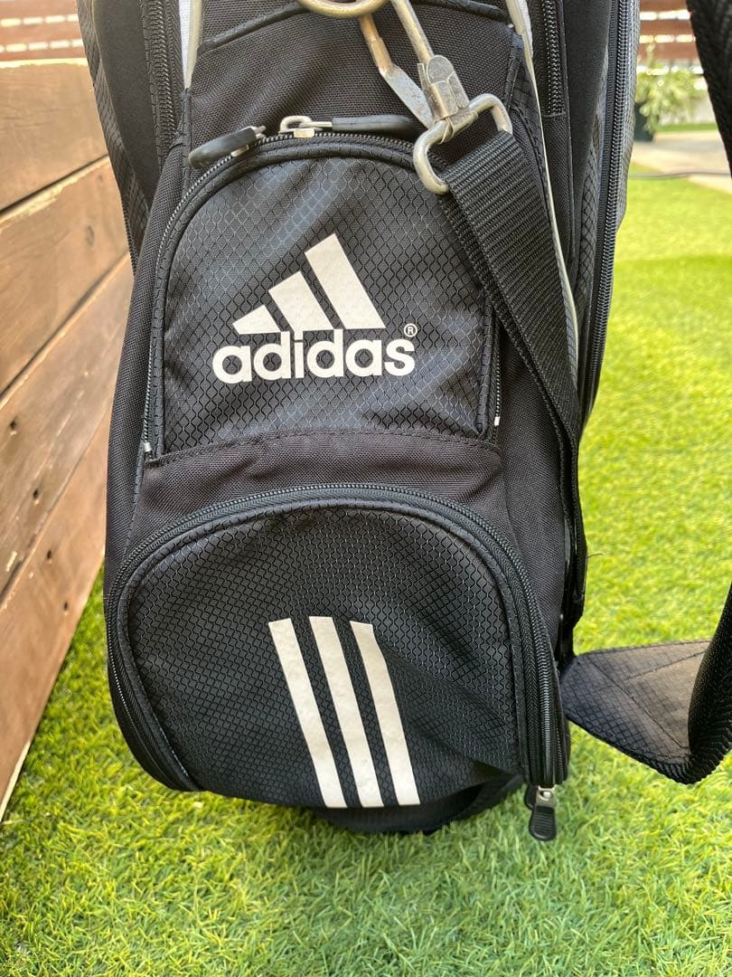 【送料込み】アディダス　adidas 軽量型キャディバッグ　メンズ