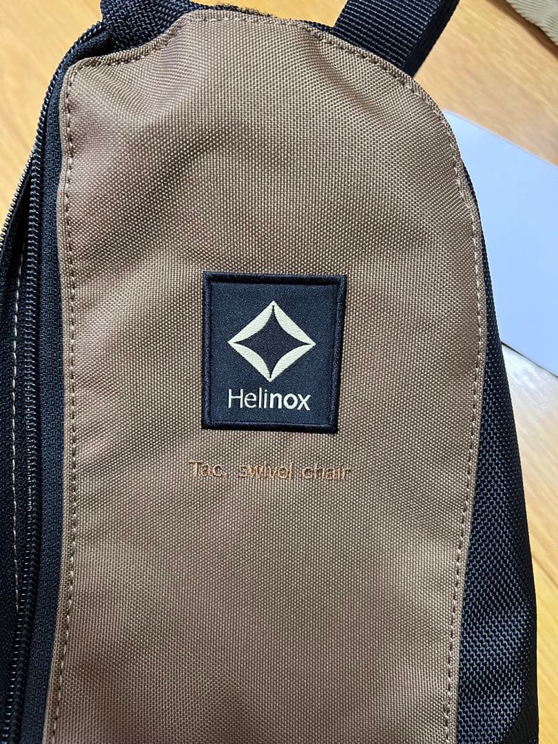 Helinox タクティカルスウィベルチェア コヨーテ　収納バッグ付き