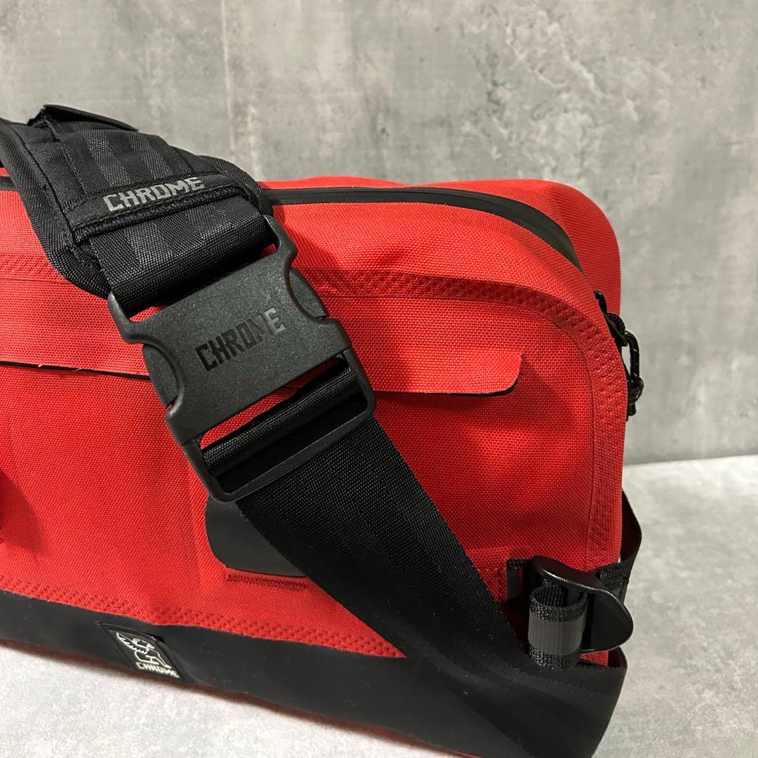 CHROME URBAN EX SLING10L完全防水ボディバッグサイクル