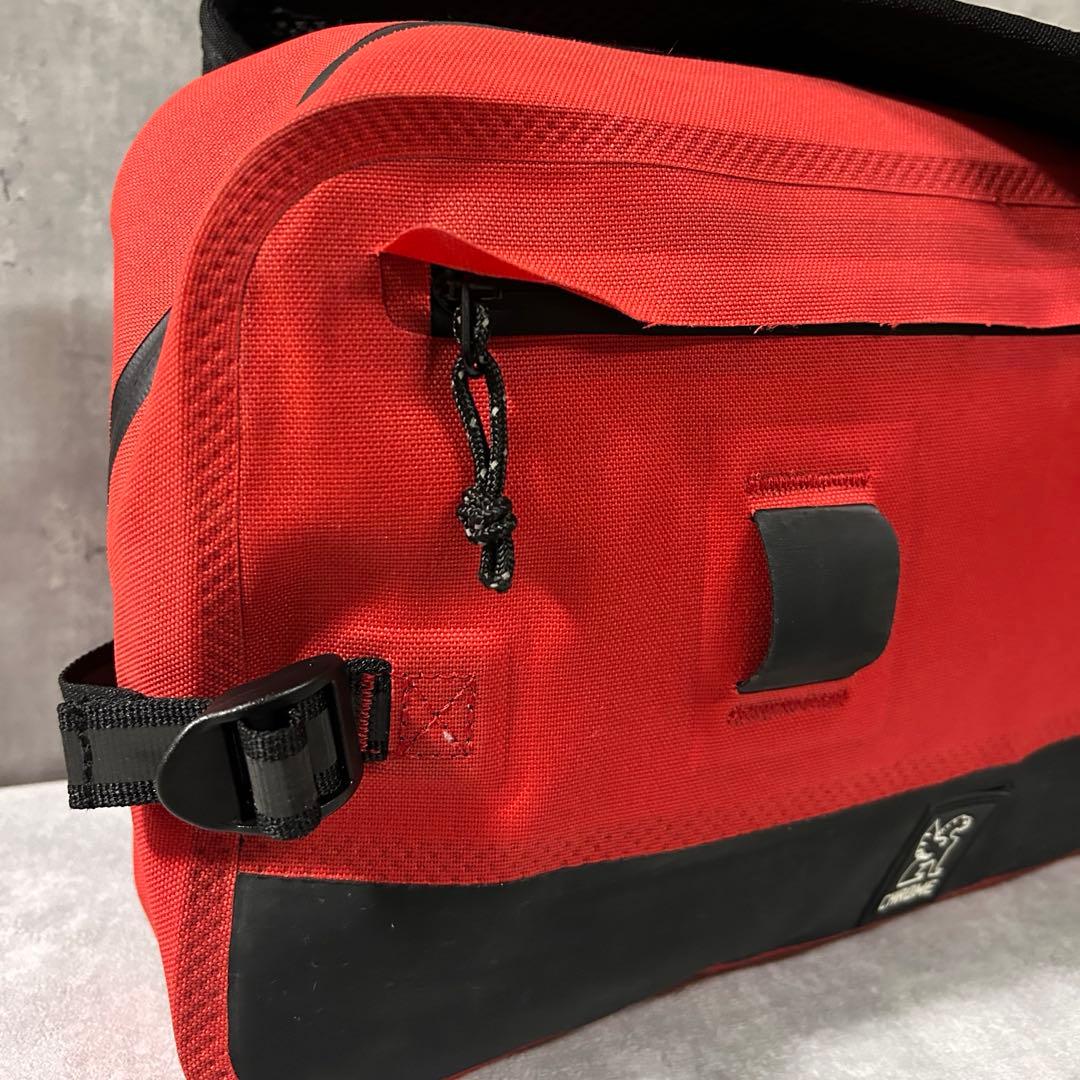 CHROME URBAN EX SLING10L完全防水ボディバッグサイクル