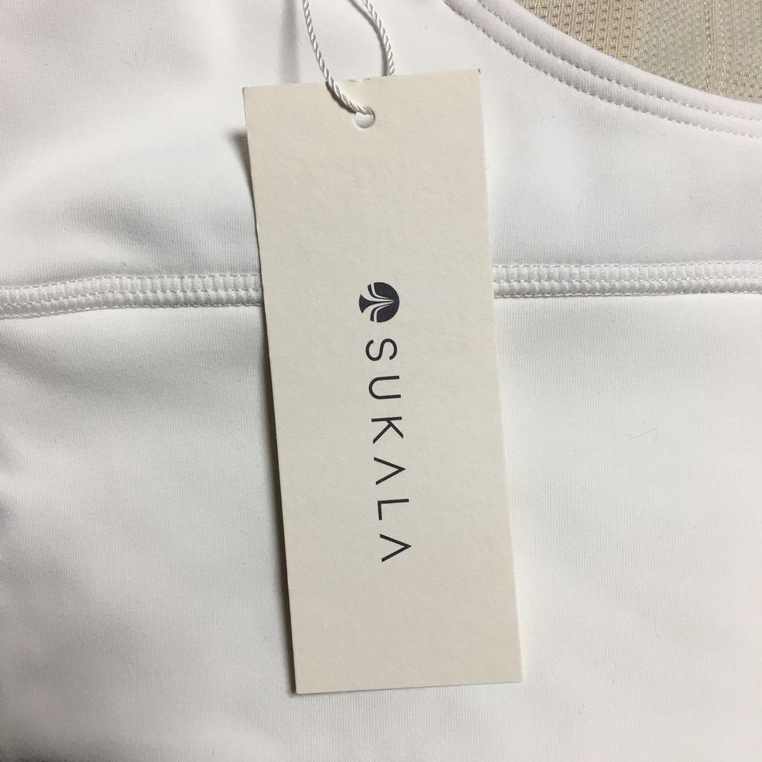 【新品未使用タグ付】SUKALA ベーシックロゴブラトップ　オフホワイト S