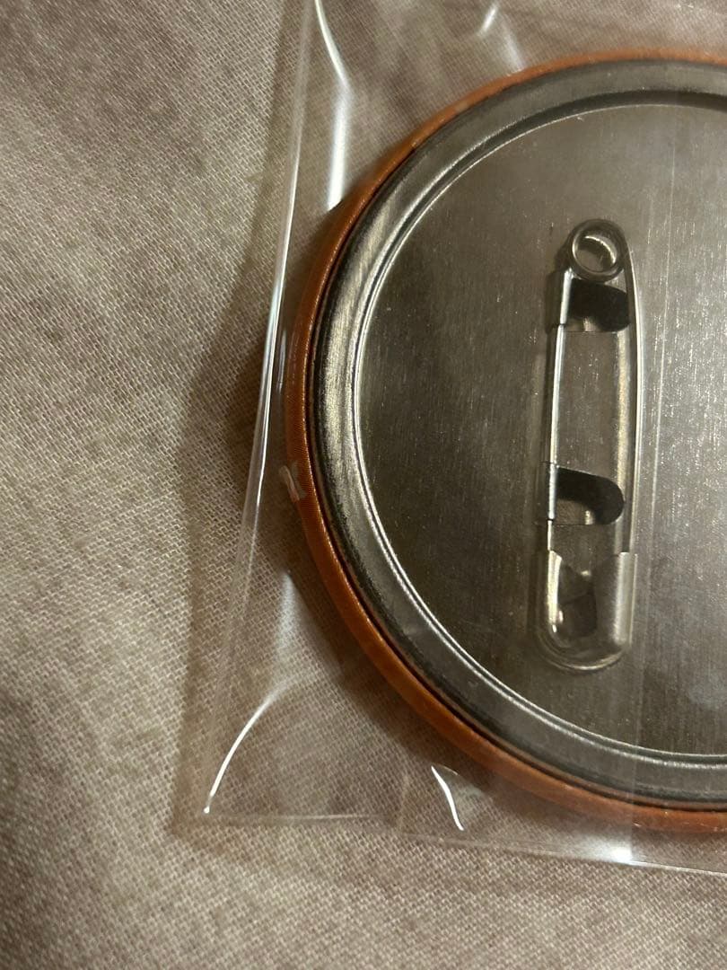バラ売り⭕️ えと カラフルピーチ 缶バッジ 2023