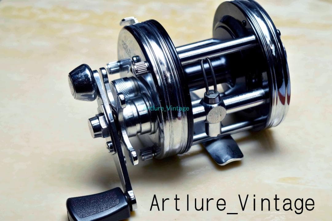 希少蒐集モデル VINTAGE ABU5000ｃ 限定品　 y274-311