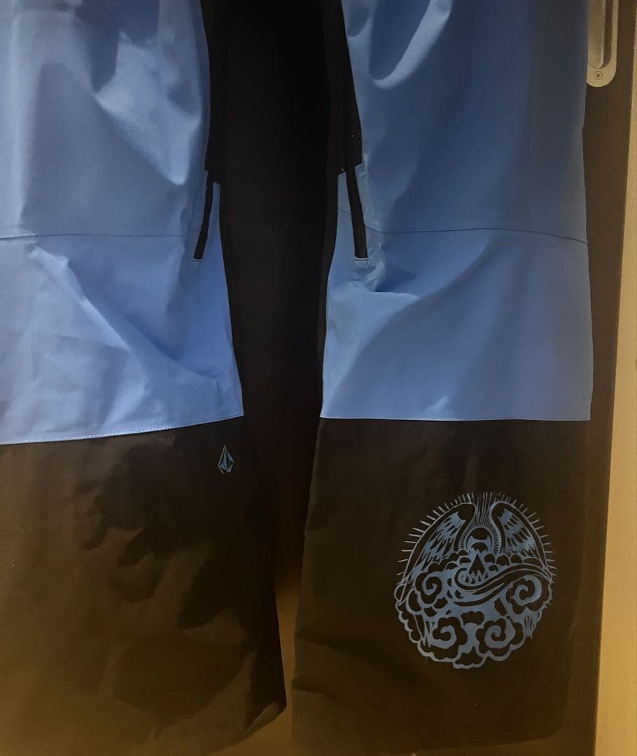 格安 VOLCOM ¥187,000 JAMIE LYNN GORE-TEX3