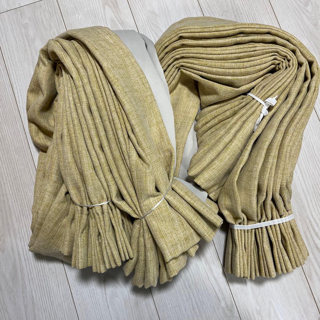 無印良品　ポリエステルマット織プリーツカーテン２倍ヒダ／遮光裏地付／マスタード