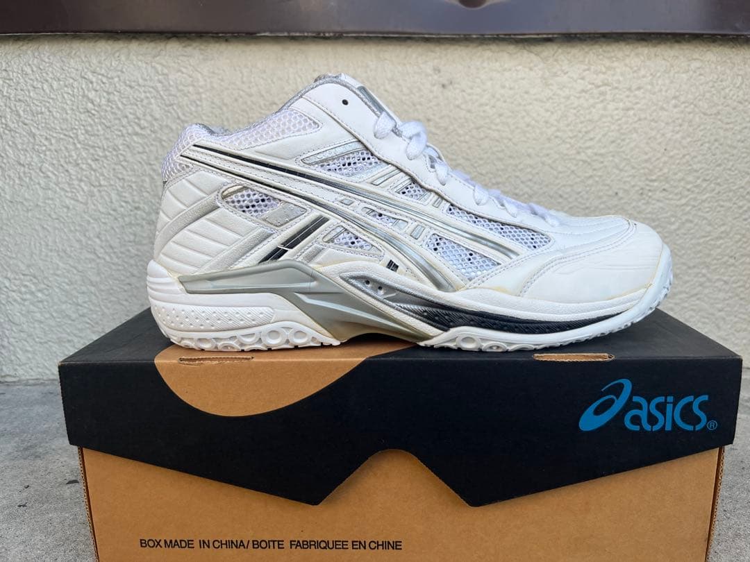 新品未使用 ASICS GELZONE III ホワイト/ブラック 29cm