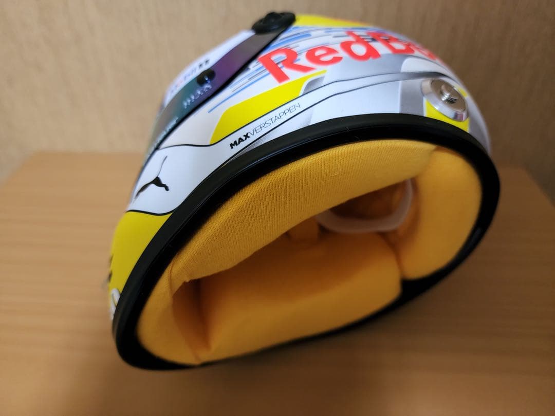 マックス・フェルスタッペン レッドブル1/2ヘルメット2019年オーストリアGP