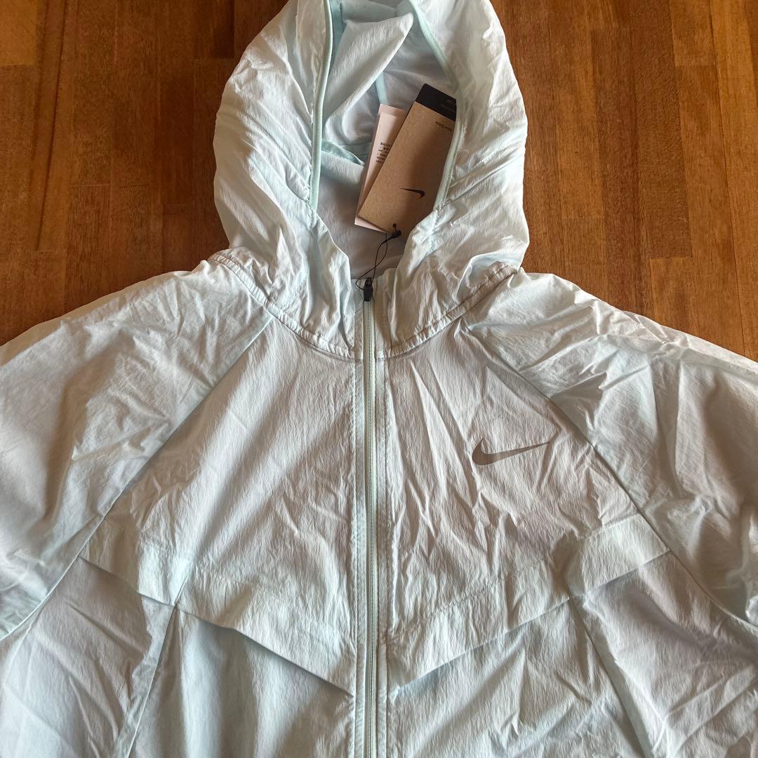 【未使用】Nike ライトブルー ウィンドブレーカー