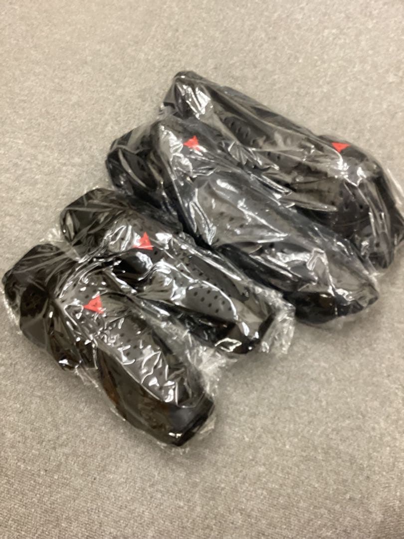 DAINESE KNEE& ELBOW GUARD Size:M 中古品