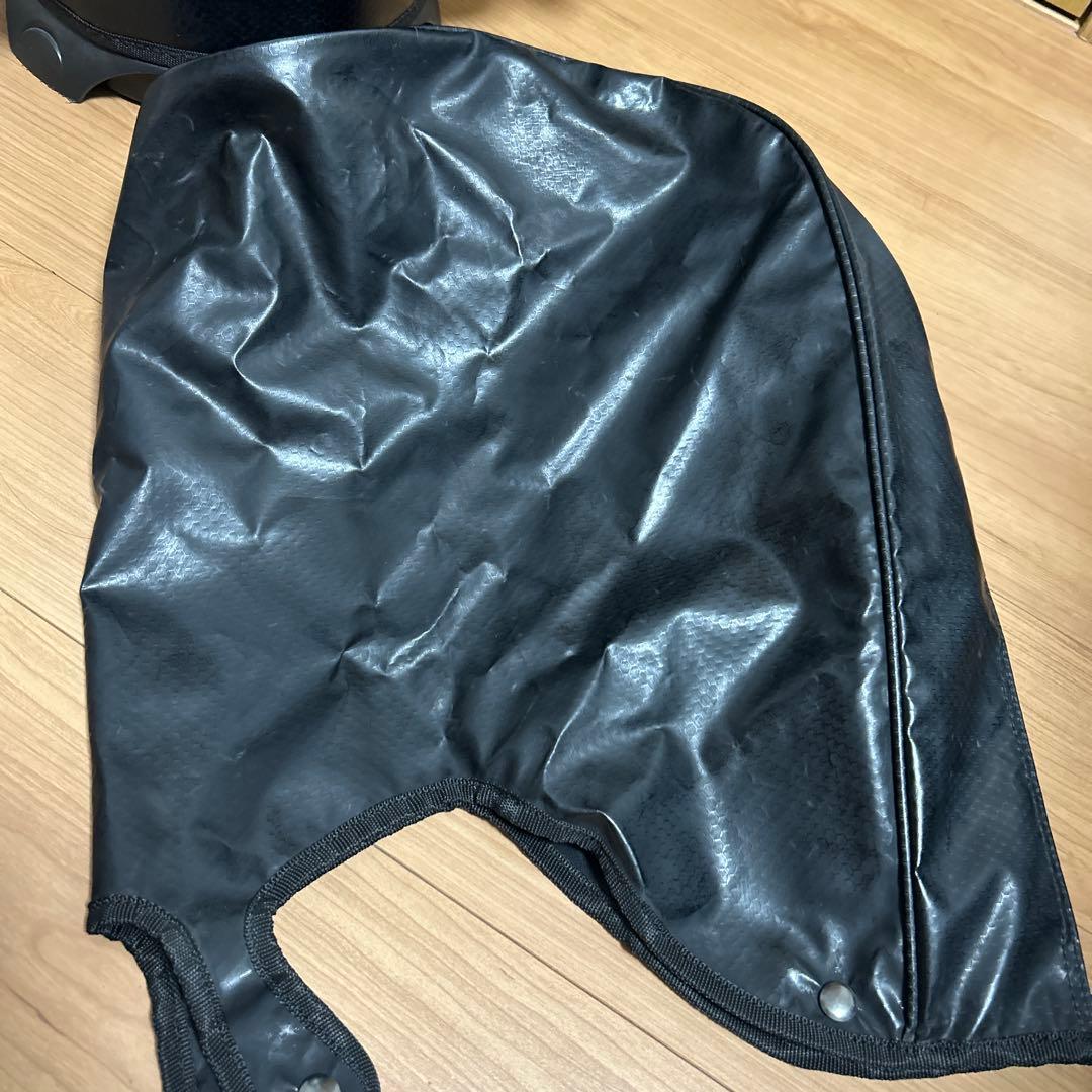 スリクソンキャディバッグ　黒　軽量タイプ