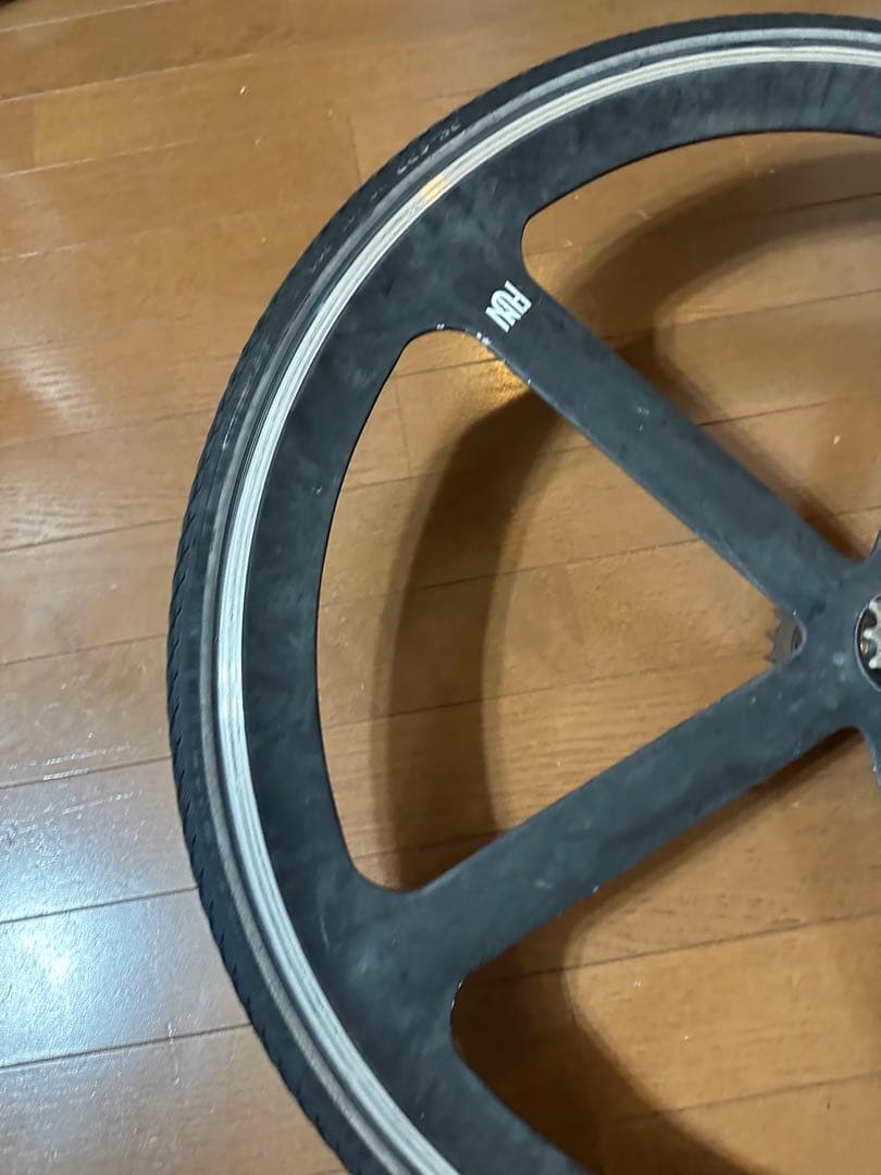 ピストバイク　バトンホイール
