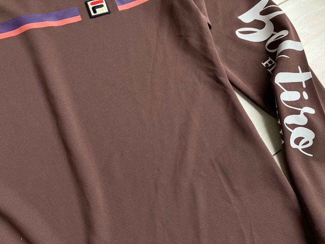 Hi＊FILAフィラ＊ブラウンの長袖シャツとプラムのスコート