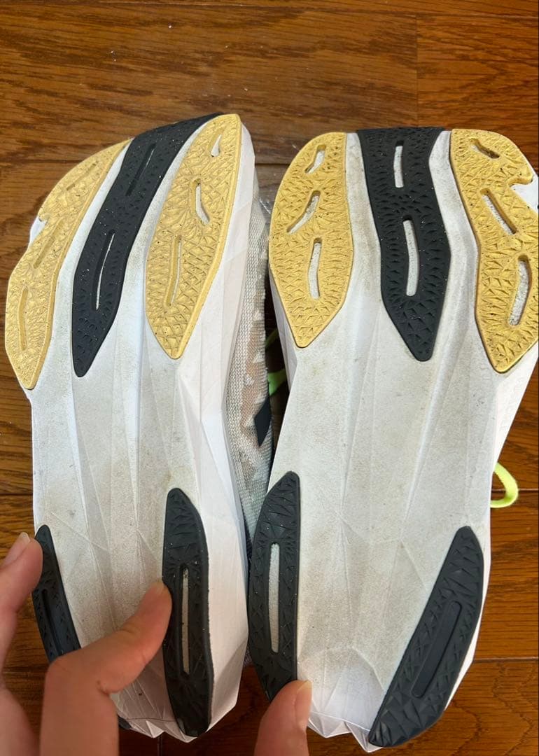 スパイク・シューズ NEW BALANCE FuelCell Pvlse v1