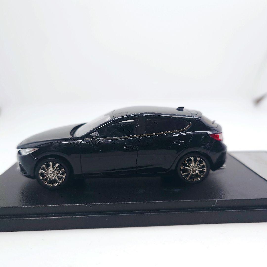 1/43　マツダ アクセラ ハッチバック　AXELA ブラック ミニカー