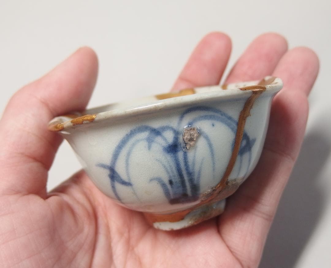 初期伊万里染付秋草図酒盃/酒器/ぐいのみ/古唐津/猪口