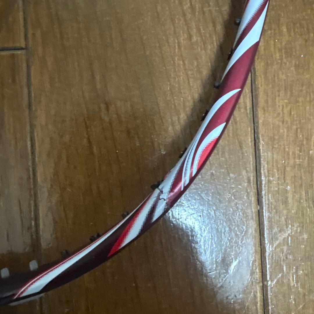 ASTROX100ｚｚバドミントンラケット （折れてる）