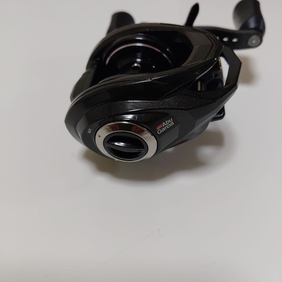 Abu Garcia ROXANI ブラックベイトリール