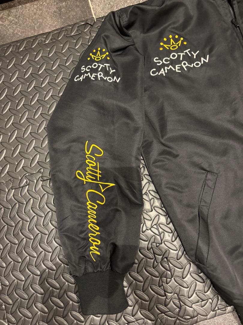 【美品】Titleist Scotty Cameron ブラックジャケット L