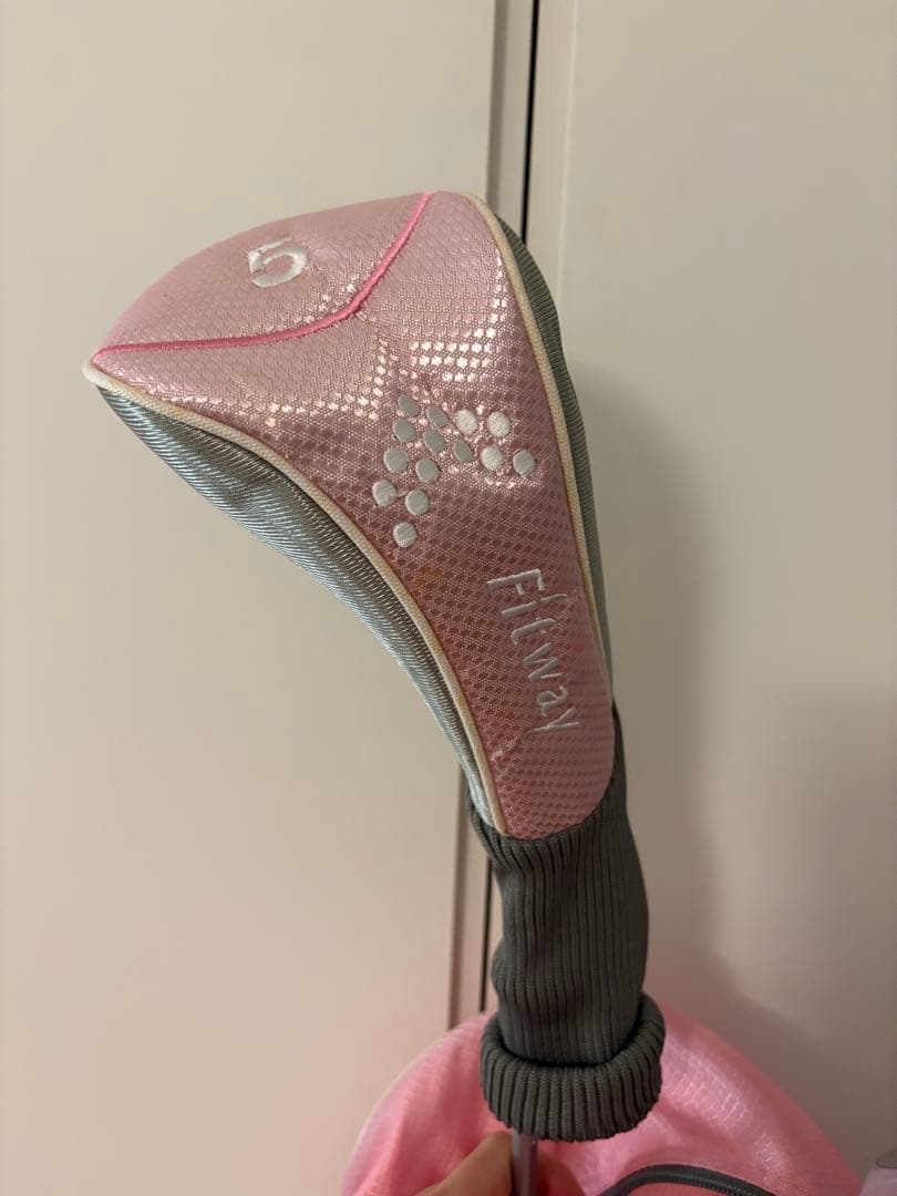 Fitway ゴルフクラブセット8本　 レディース ピンク　ボール等小物セット