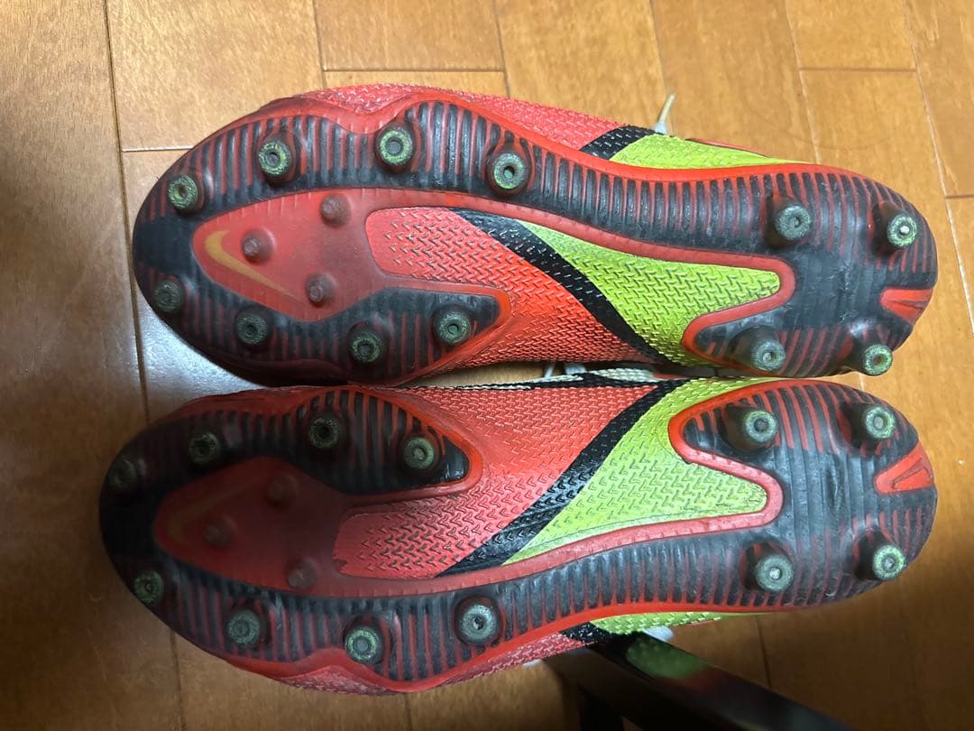 Nike サッカーシューズ スパイク ホワイト/レッド