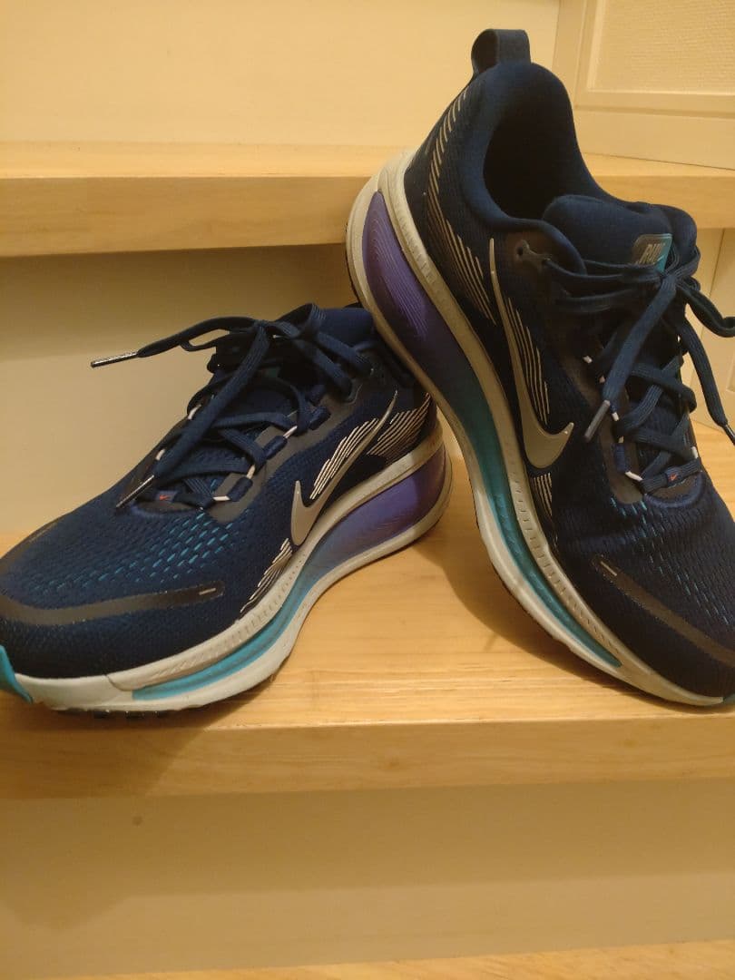 Nike Zoom Vomero ネイビー/パープル