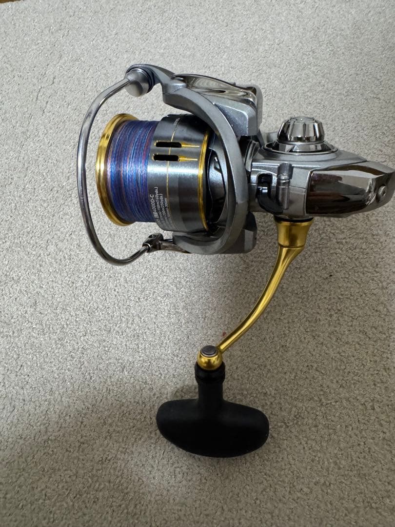 Daiwa FREAMS LT 4000DD-C スピニングリール