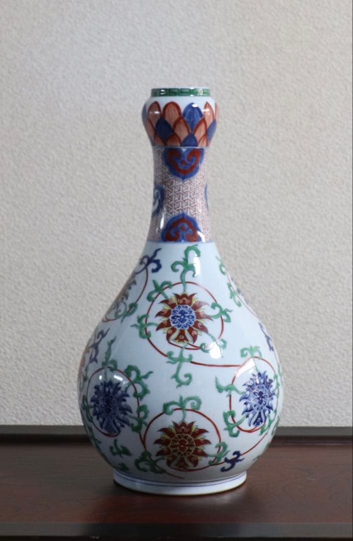 中国　色絵　瓶　大明嘉靖年製銘　高さ約33cm 送料込み269324