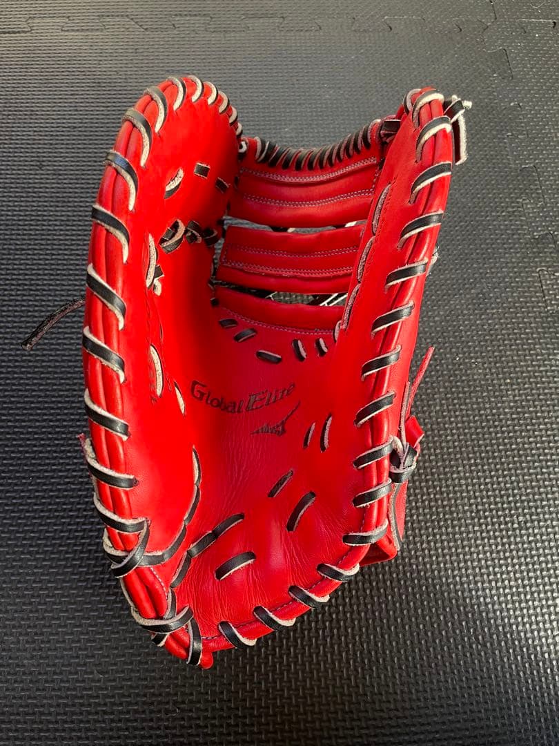 Mizuno Global Elite ファーストミット 軟式用　左投げ