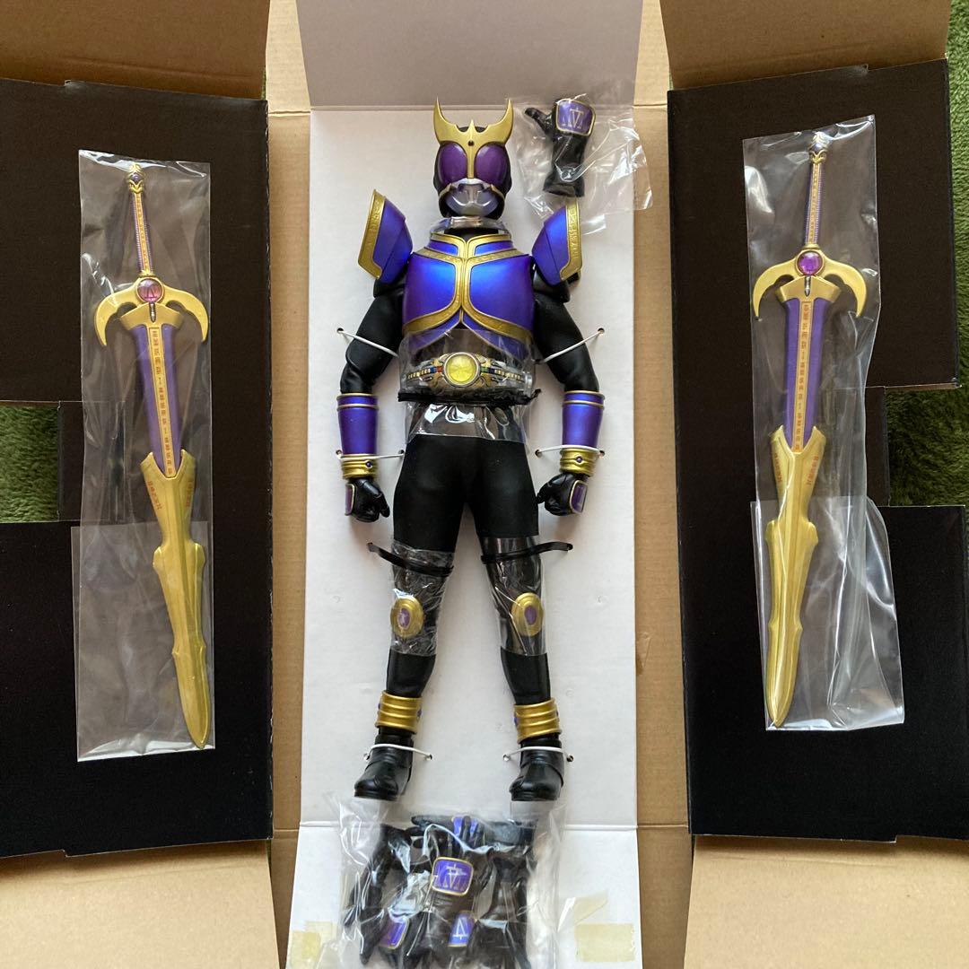TMH 仮面ライダークウガ ライジングタイタン 1/6 フィギュア