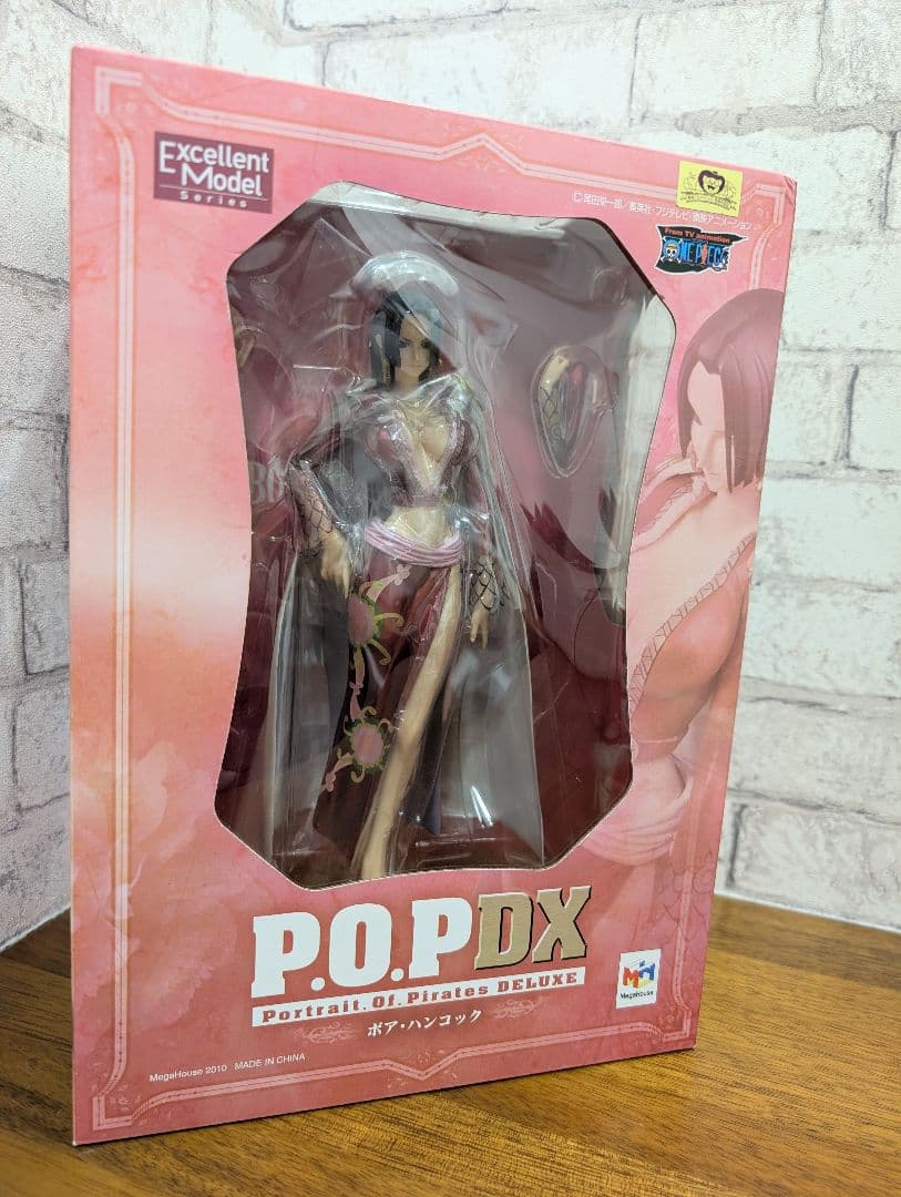 ⭐️ボア・ハンコック P.O.P DX フィギュア　未開封新品！