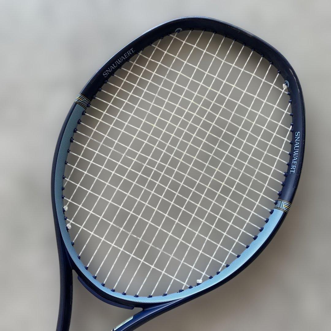 極美品✨ YONEX SNAUWAERT テニスラケット　ヨネックス