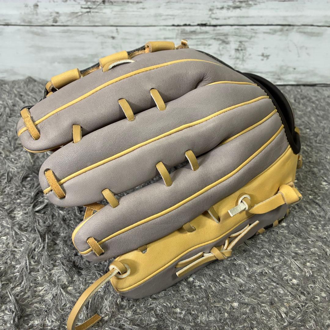 【極美品】ゼット 一般軟式グローブ ファインキャッチ オールラウンド 右投 限定